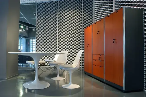 Showroom Knoll