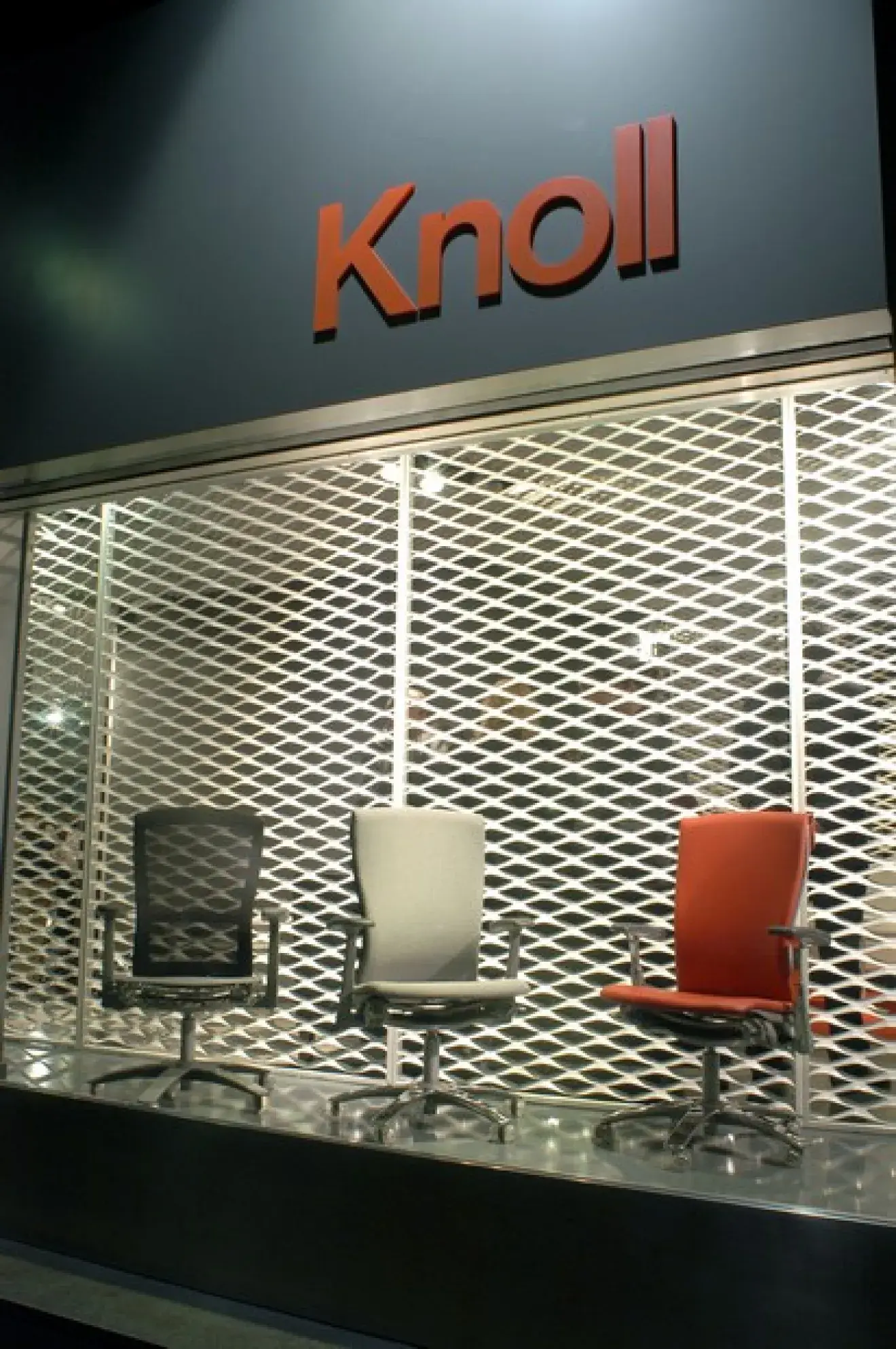 Showroom Knoll